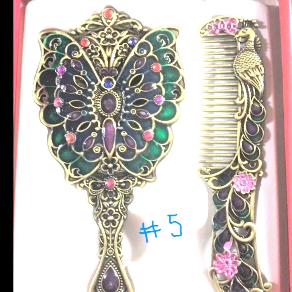 Beautiful Enamel Mirror & Comb Set -NIB - Multiple Styles Available- You… - Picture 5 of 9